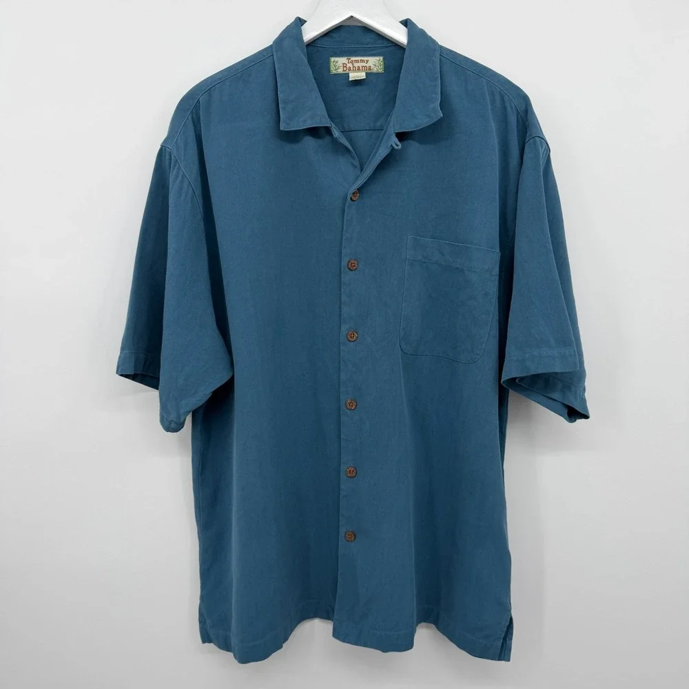 Tommy Bahama Men's Short Sleeve Button-Down Shirt in Teal Blue